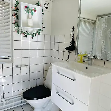 בית נופש 5 Minute Walk To Lego House - Perfect Location - Studio With Private Entrance - Garden On Site *